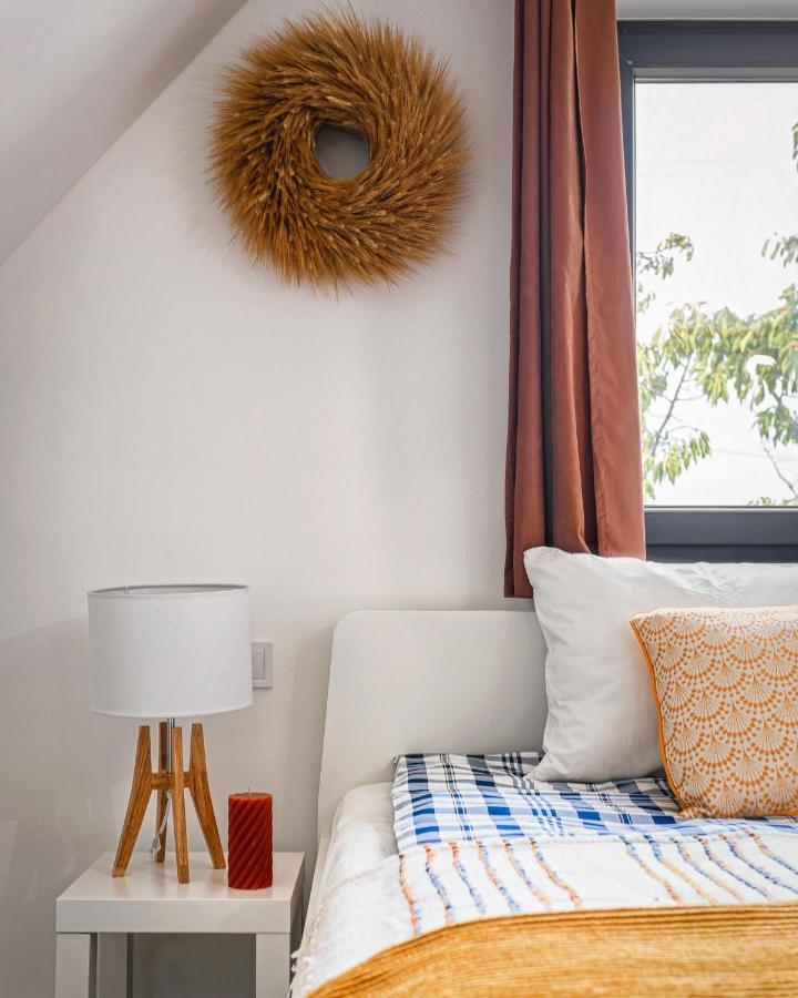 Eged Lodge Eger Bagian luar foto