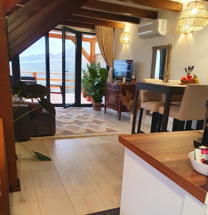 Eged Lodge Eger Bagian luar foto